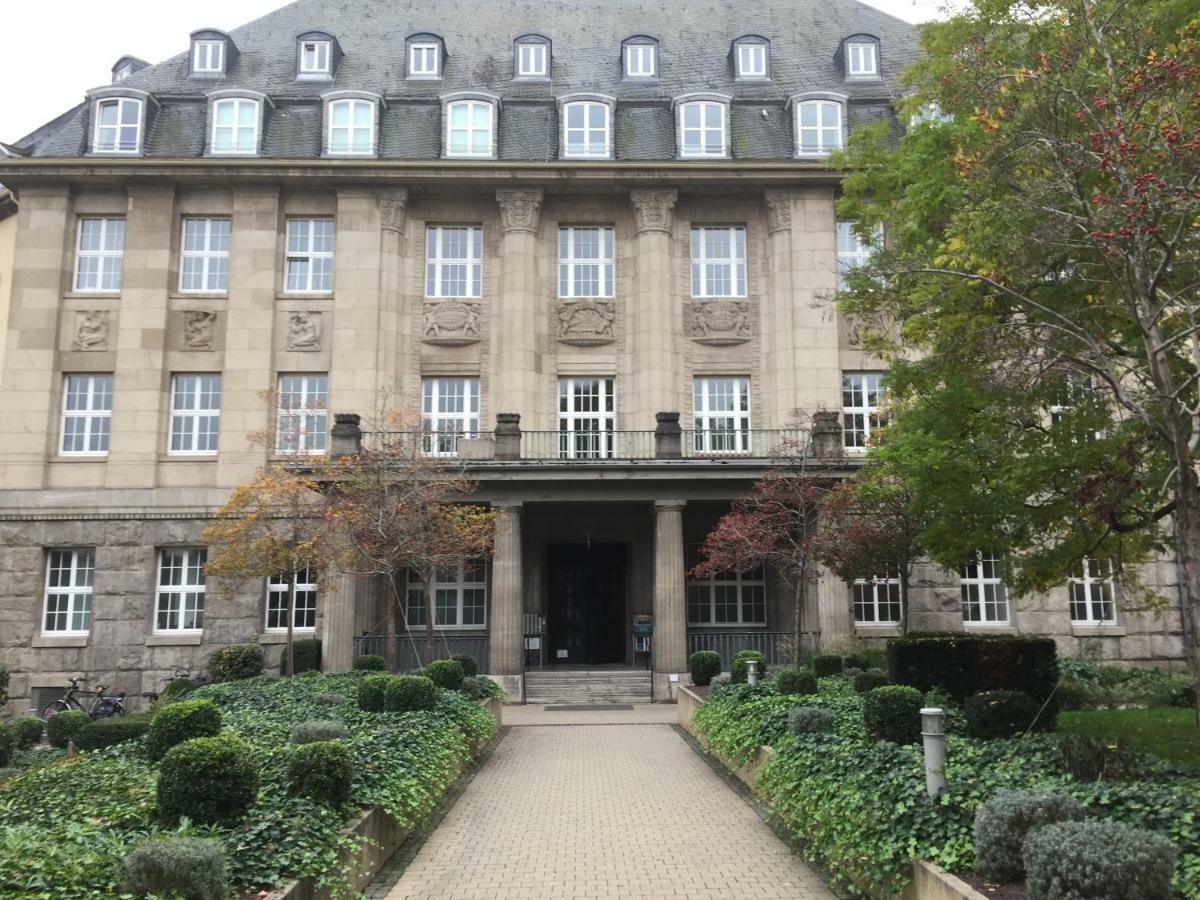 Ferienwohnung Mitten In Wiesbaden Luaran gambar
